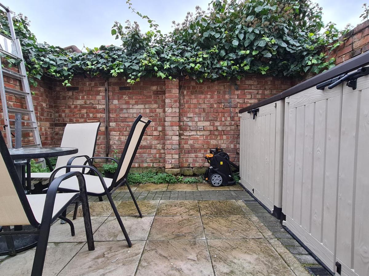 Umbrella Properties London Excel Екстер'єр фото