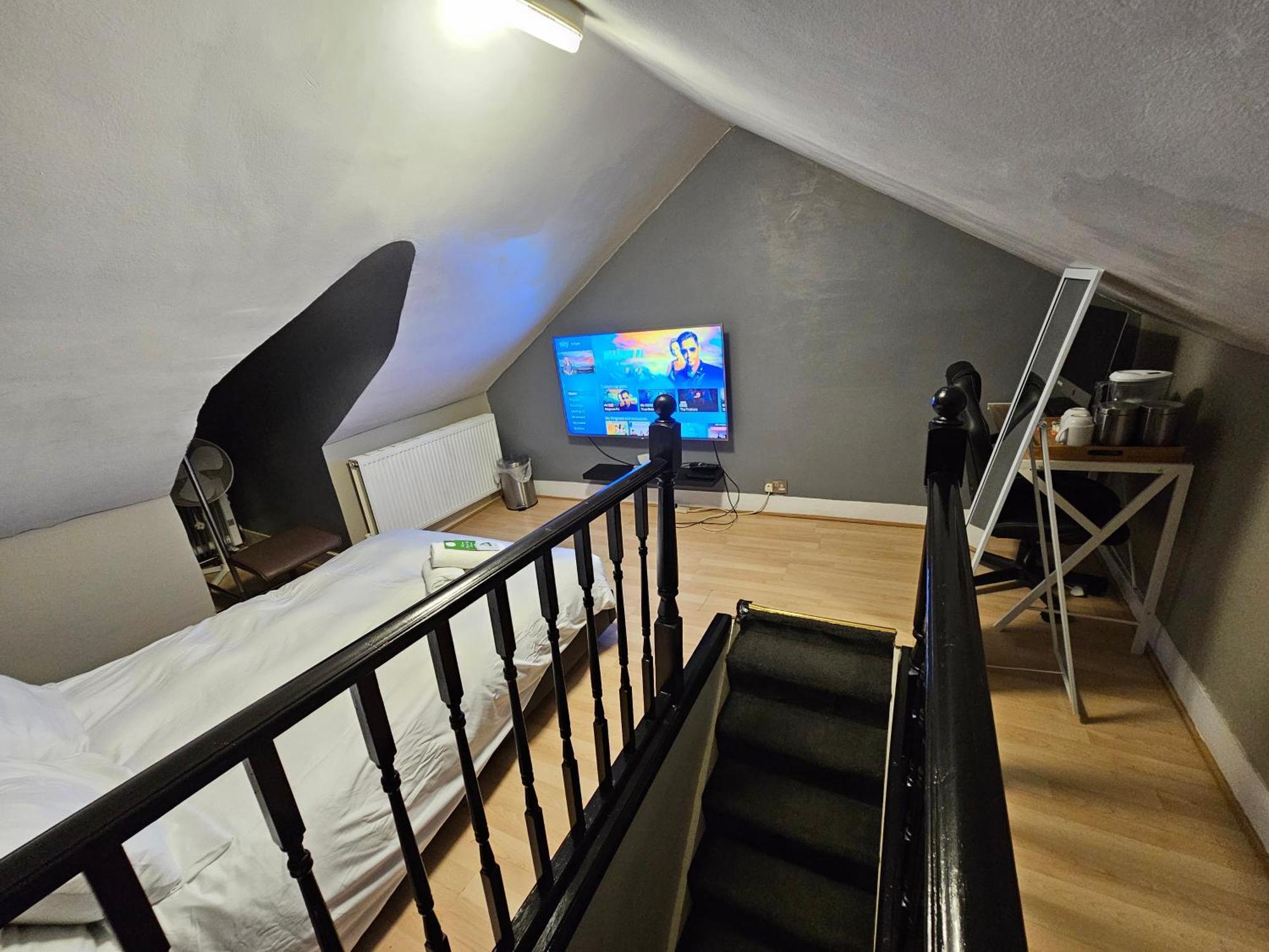 Umbrella Properties London Excel Екстер'єр фото