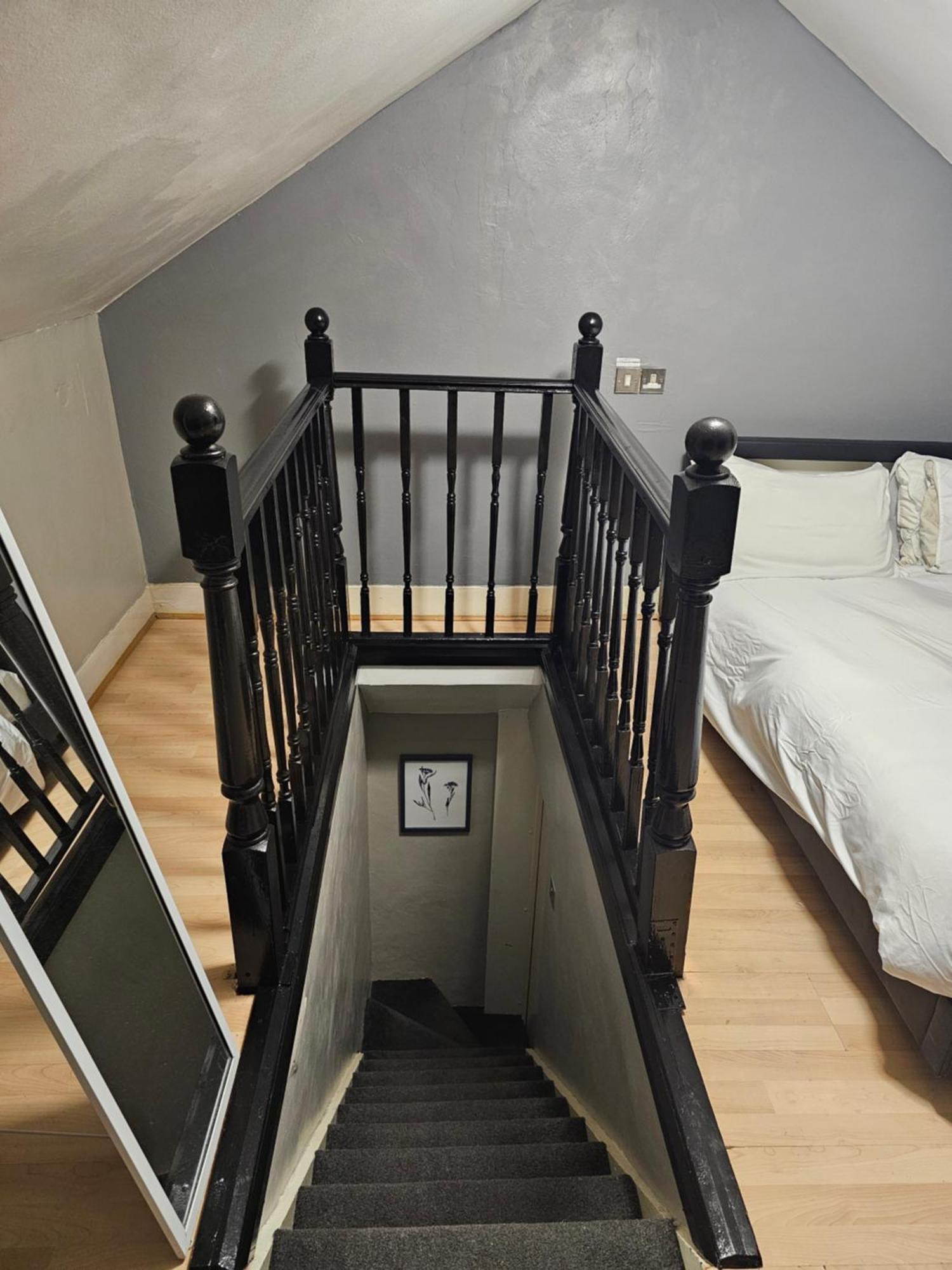 Umbrella Properties London Excel Екстер'єр фото