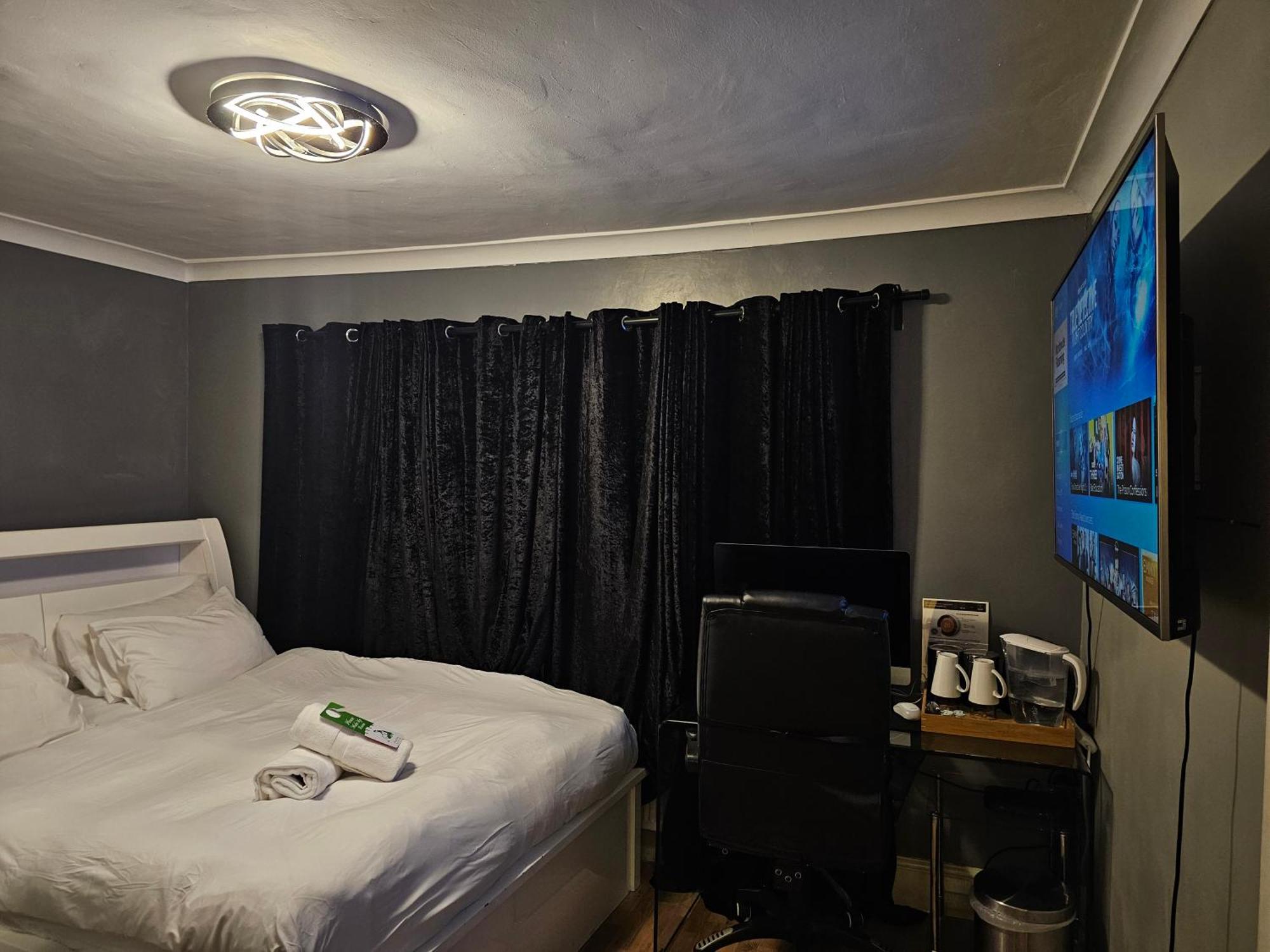 Umbrella Properties London Excel Екстер'єр фото