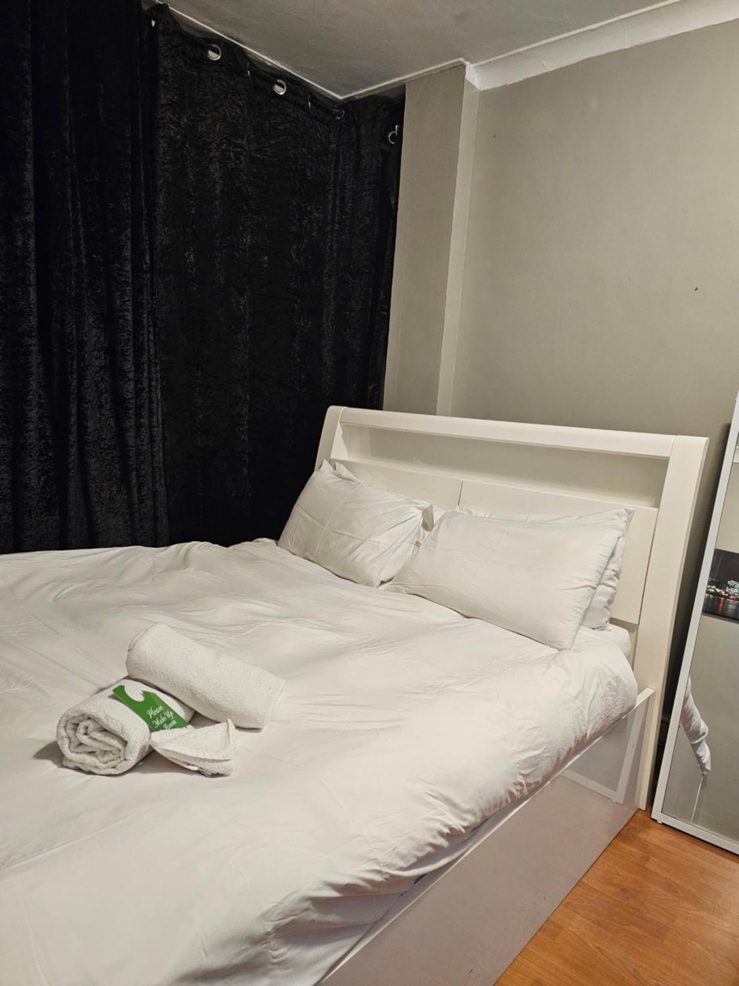 Umbrella Properties London Excel Екстер'єр фото