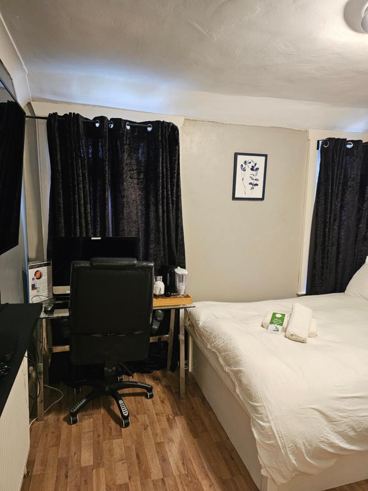 Umbrella Properties London Excel Екстер'єр фото